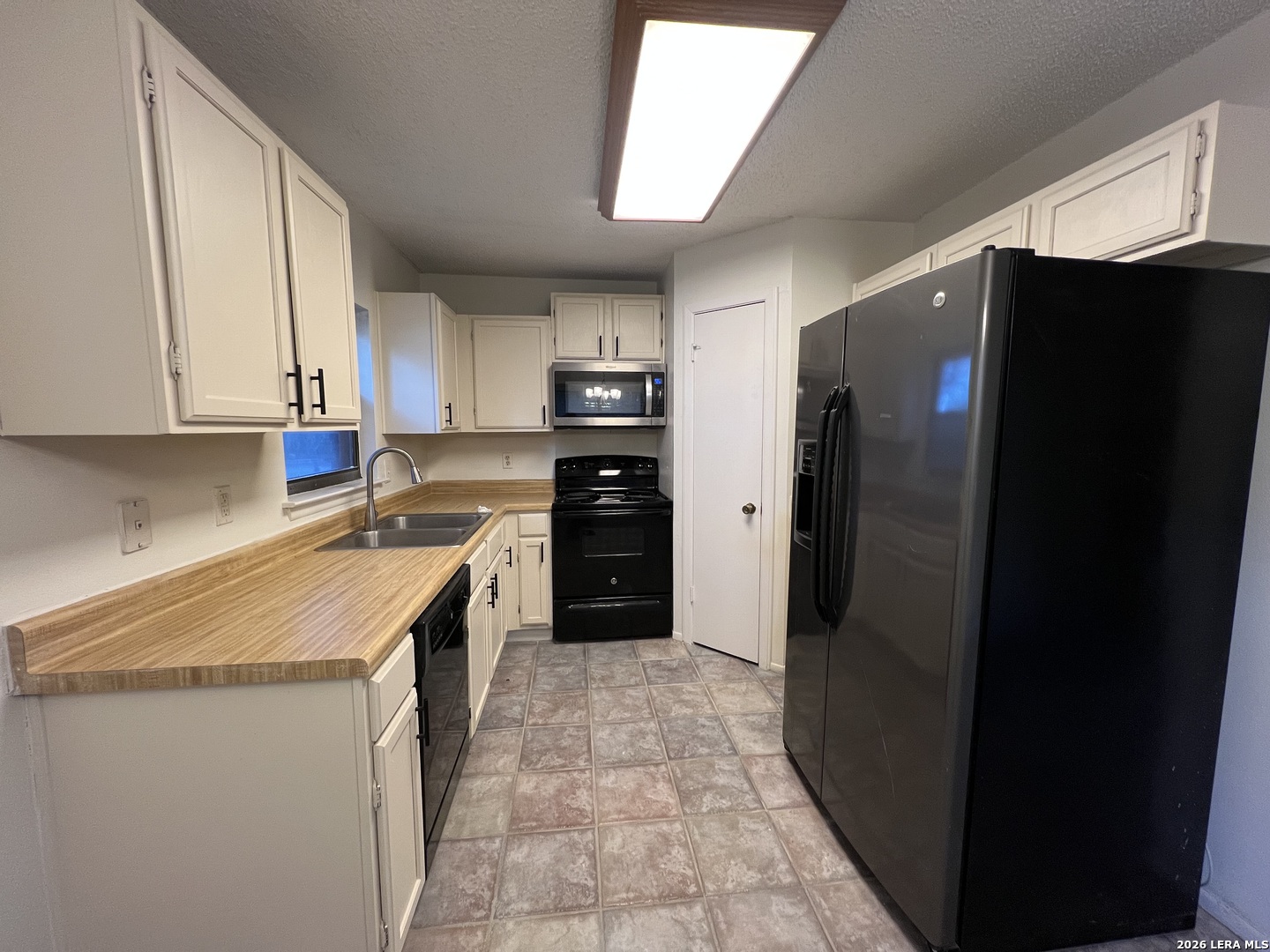 7147 Comanche Ridge Converse TX 78109