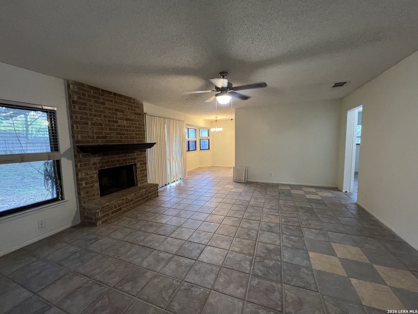 7147 Comanche Ridge Converse TX 78109
