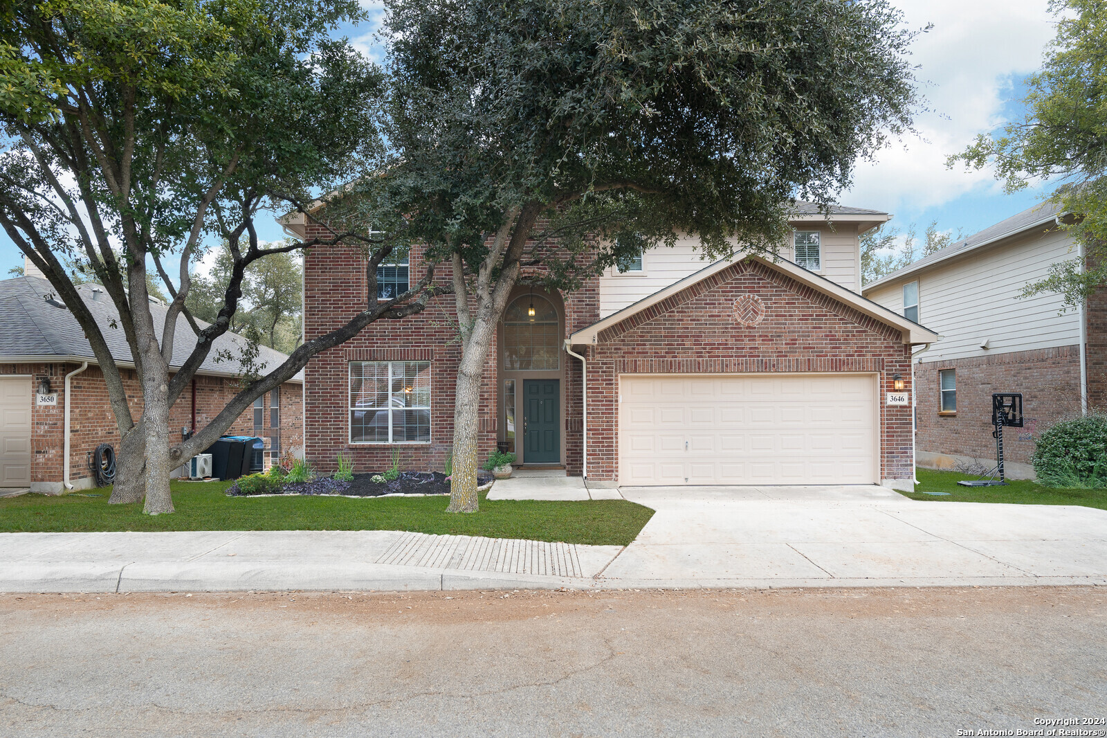 3646 Cotoneaster San Antonio TX 78261