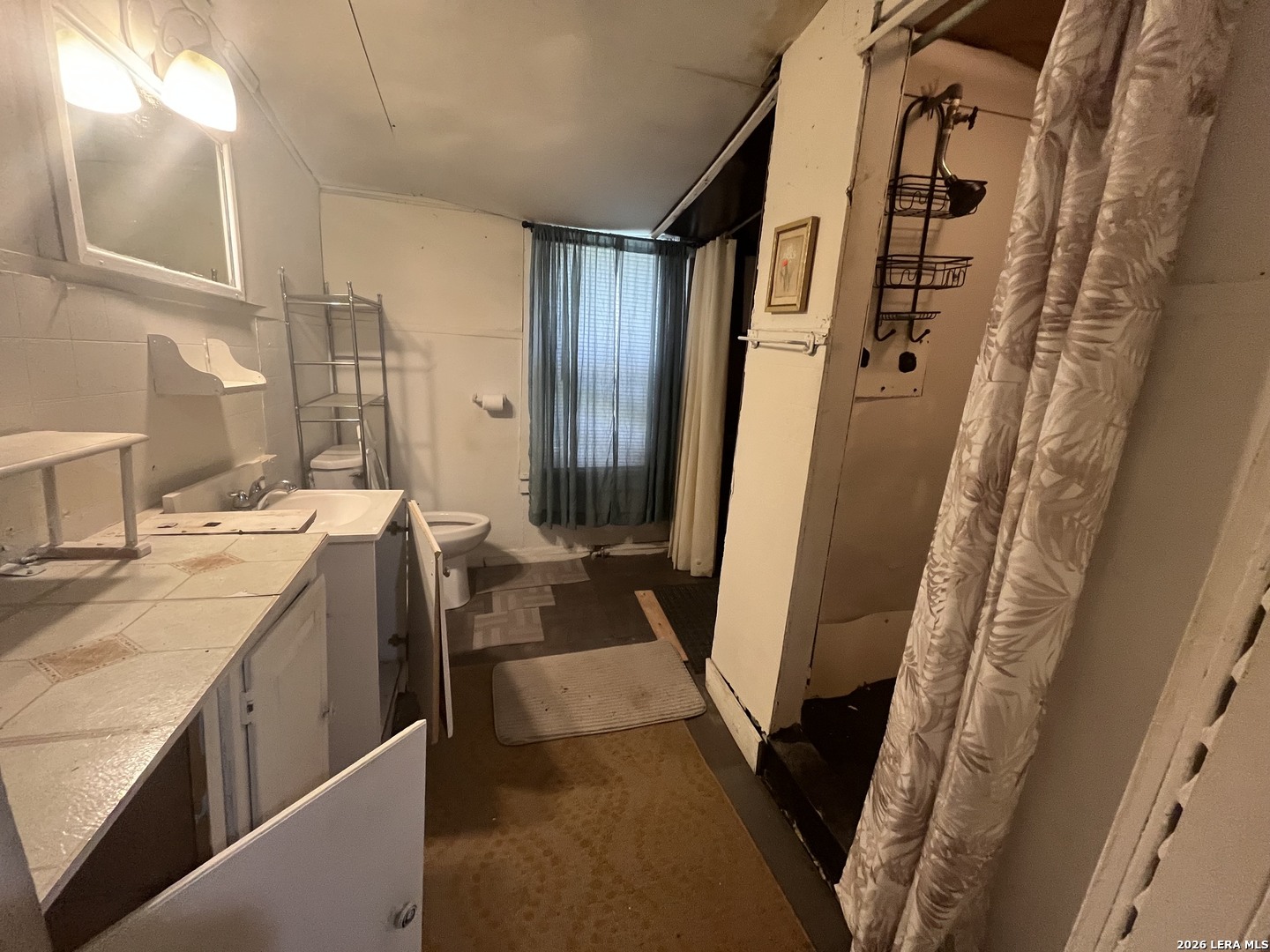 205 E White San Antonio TX 78214