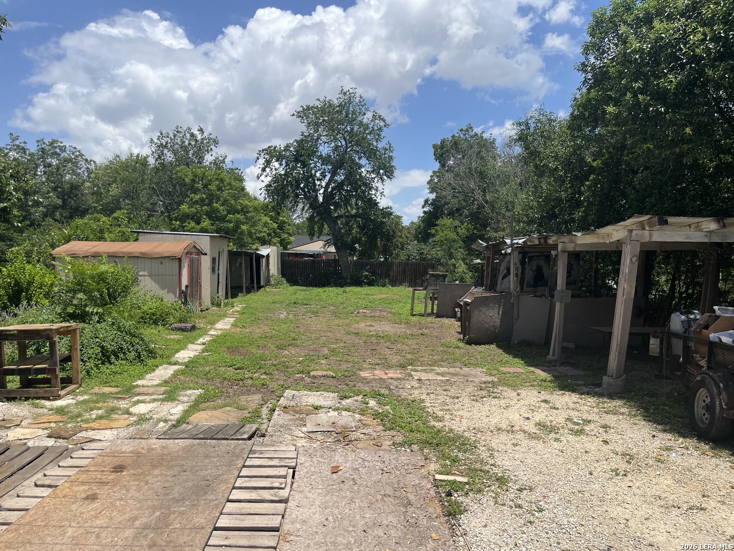 205 E White San Antonio TX 78214