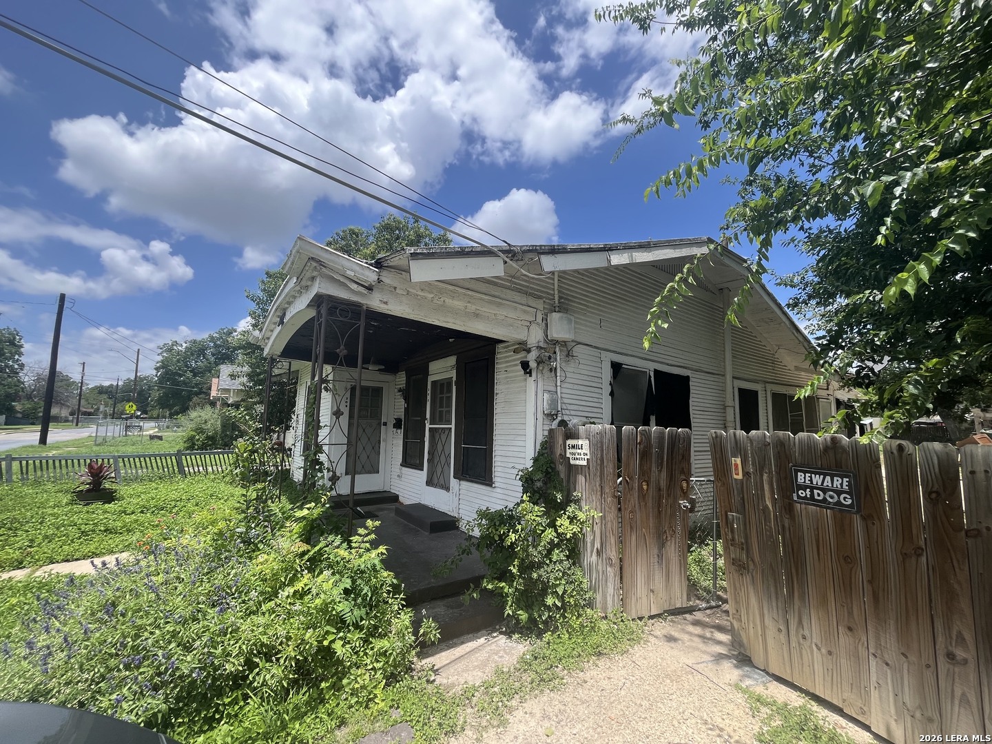 205 E White San Antonio TX 78214