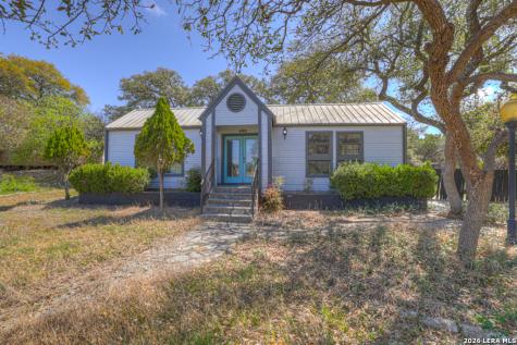 499 Lakeway Spring Branch TX 78070