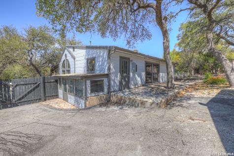 499 Lakeway Spring Branch TX 78070
