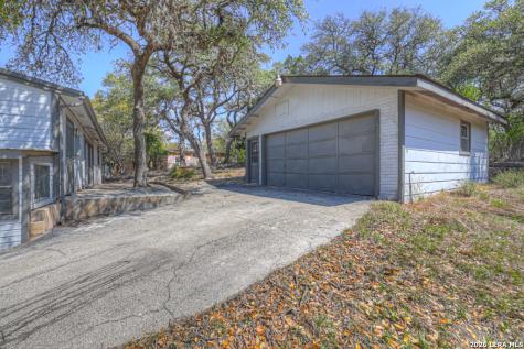 499 Lakeway Spring Branch TX 78070