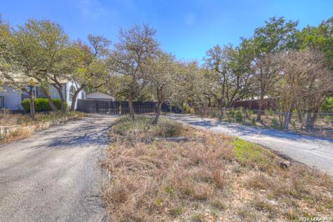 499 Lakeway Spring Branch TX 78070