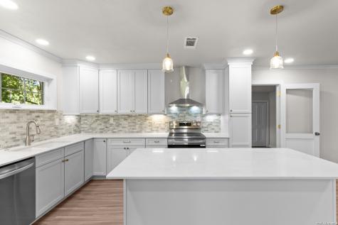 404 Oak Park Drive Boerne TX 78006