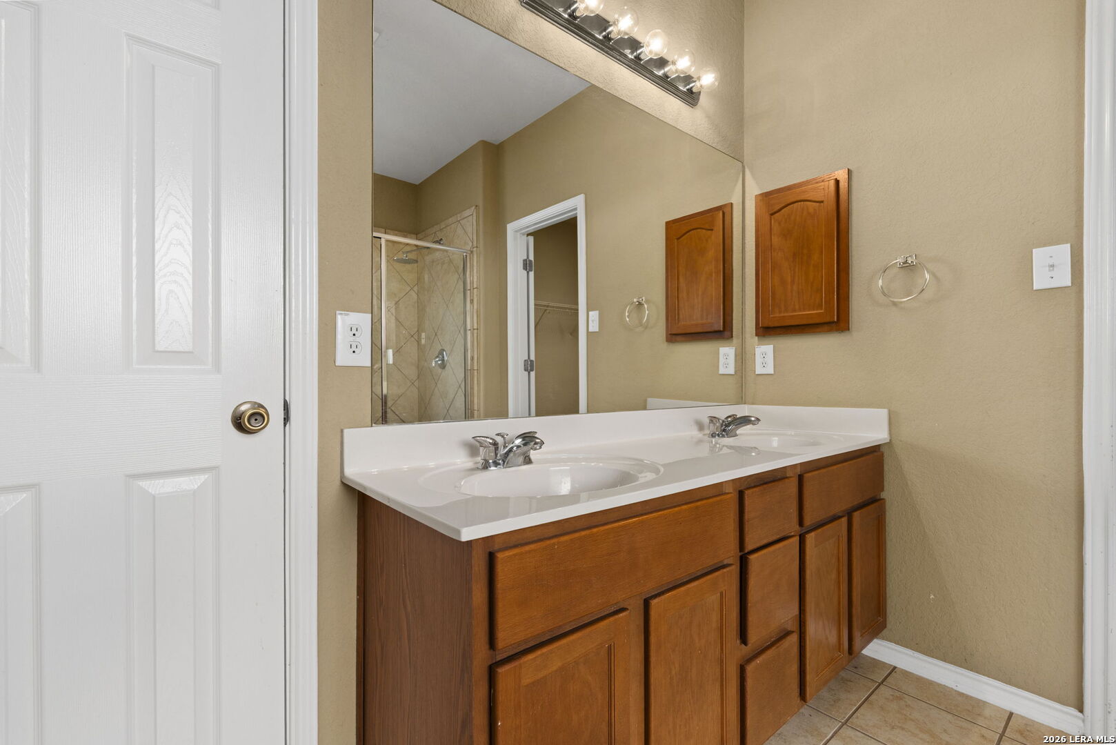 8230 Piney Wood Run San Antonio TX 78255