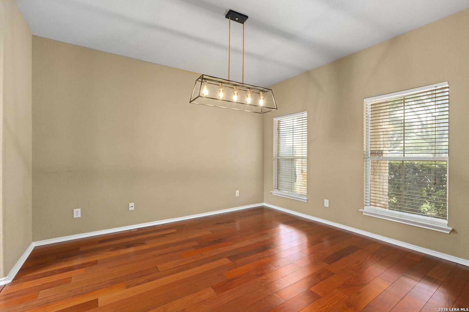 8230 Piney Wood Run San Antonio TX 78255