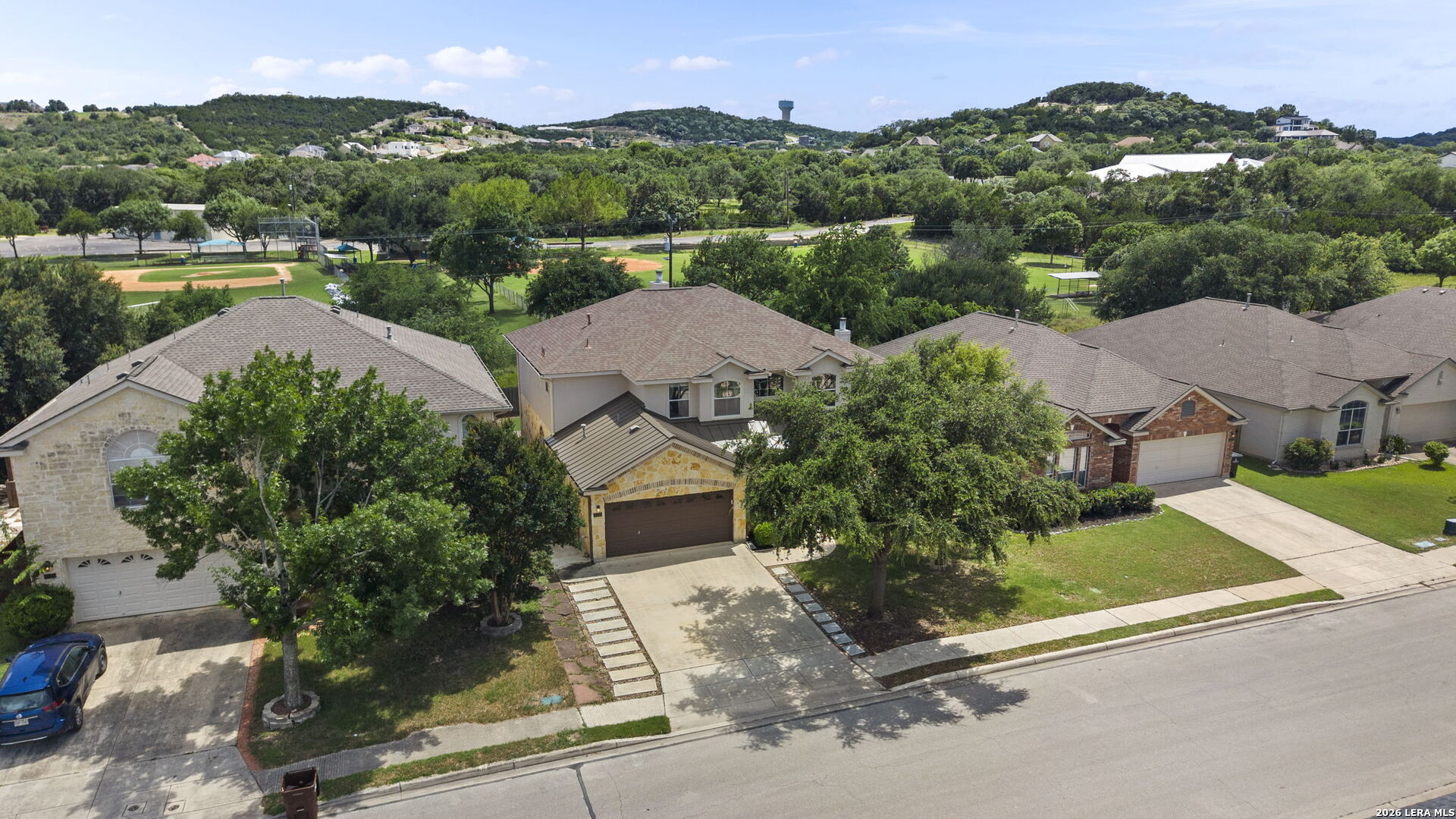 8230 Piney Wood Run San Antonio TX 78255