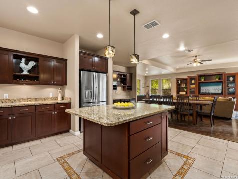 15110 Tamaron San Antonio TX 78253
