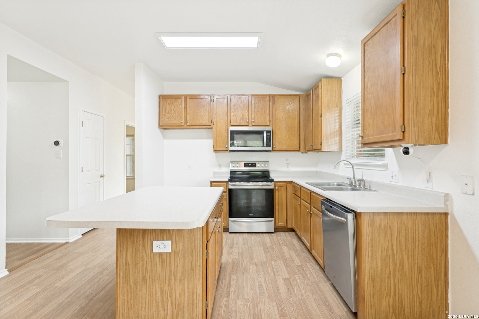 5138 Stormy Hills San Antonio TX 78247