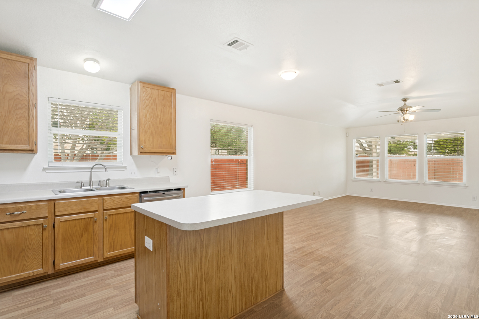 5138 Stormy Hills San Antonio TX 78247