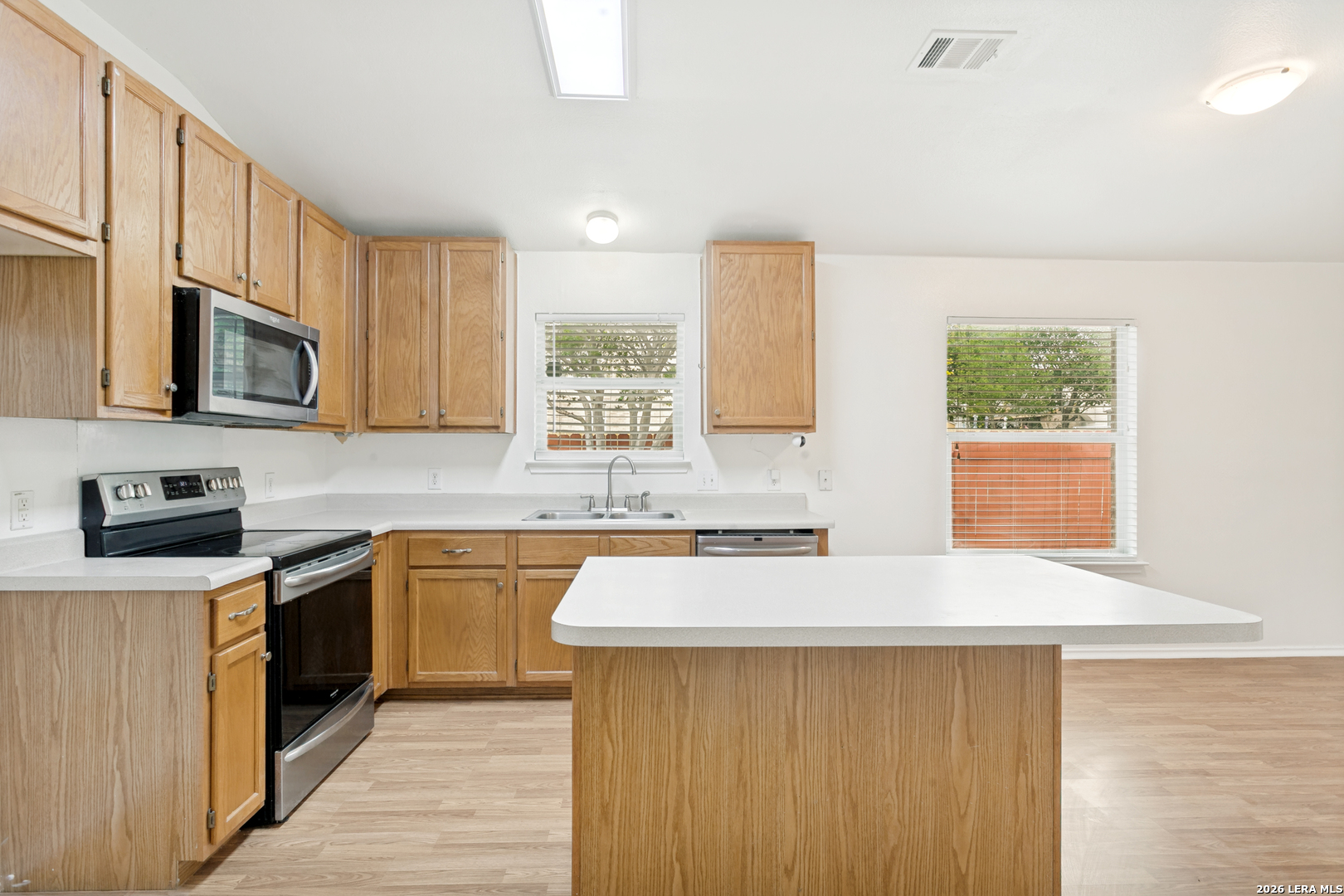 5138 Stormy Hills San Antonio TX 78247