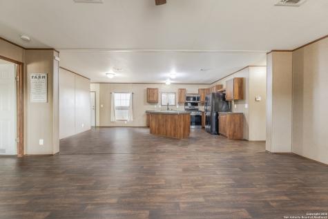 300 Private Road 2743 Moore TX 78057