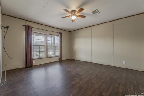 300 Private Road 2743 Moore TX 78057