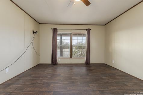 300 Private Road 2743 Moore TX 78057