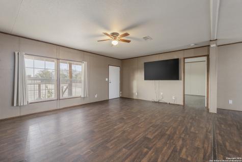 300 Private Road 2743 Moore TX 78057