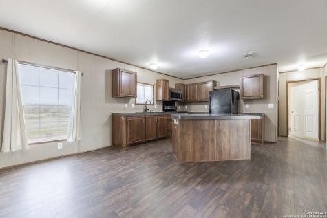 300 Private Road 2743 Moore TX 78057