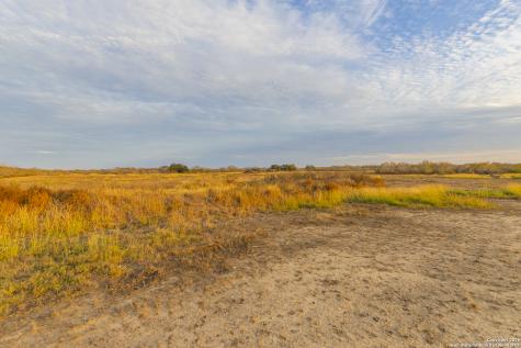 300 Private Road 2743 Moore TX 78057