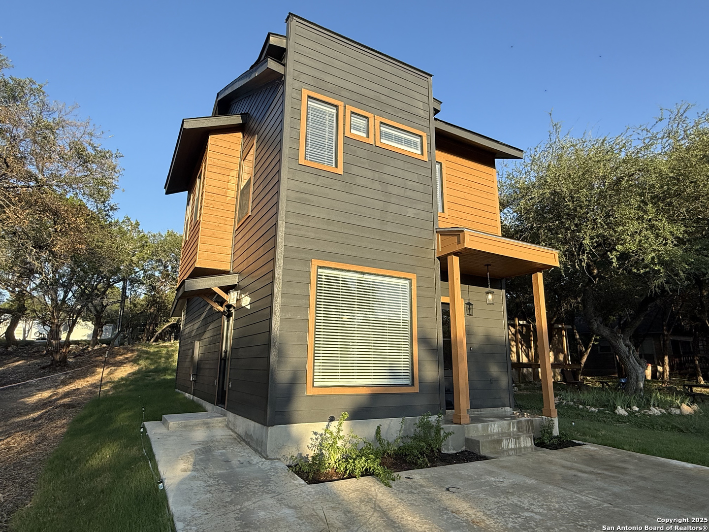 1288 Lonesome Canyon Lake TX 78133