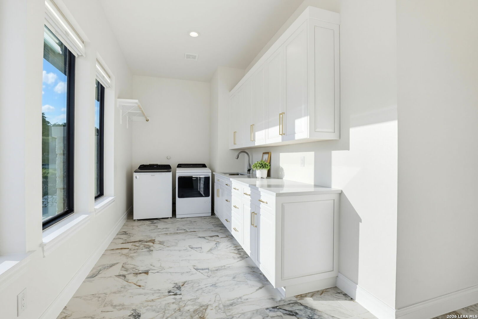 23706 High Garden San Antonio TX 78255