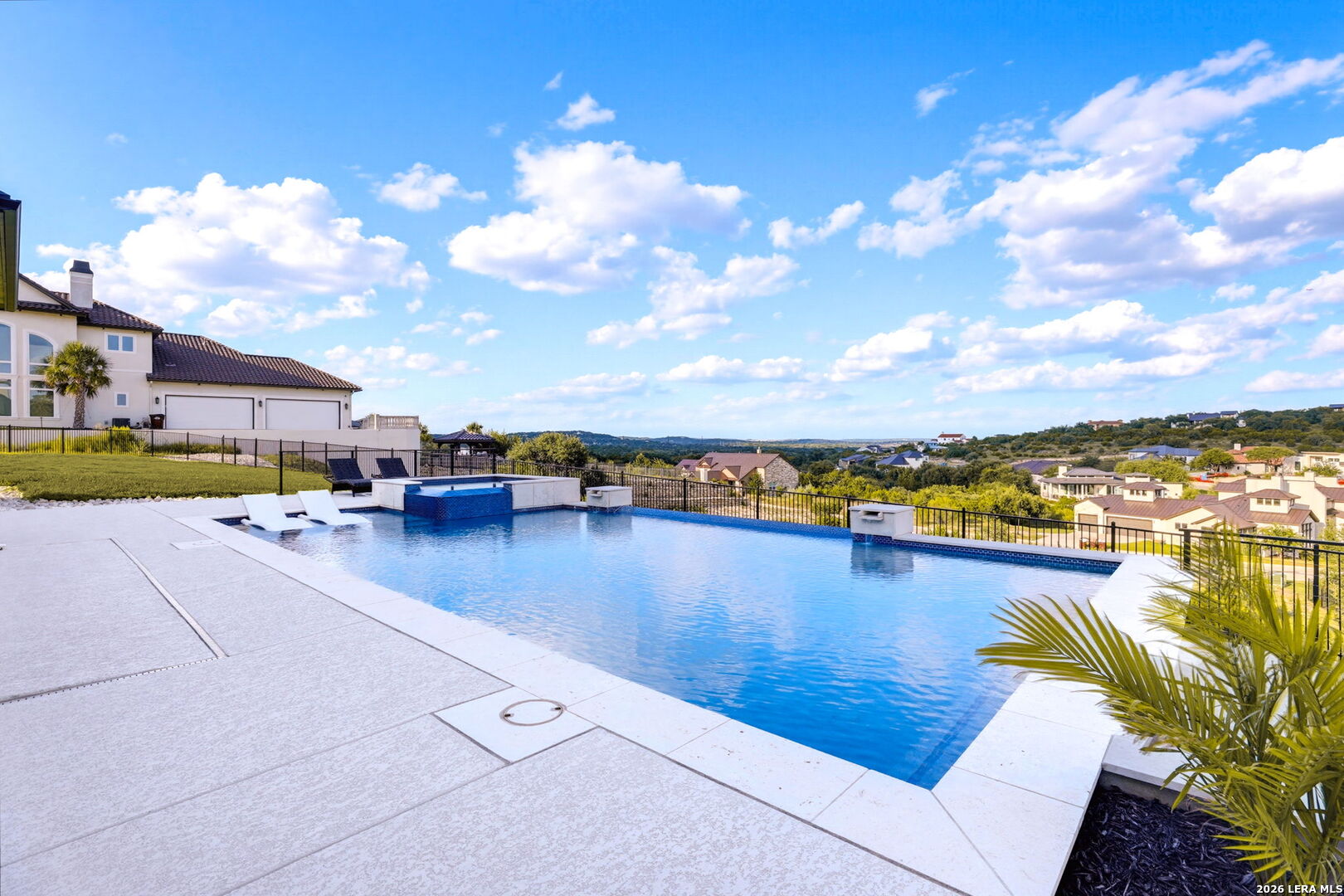 23706 High Garden San Antonio TX 78255