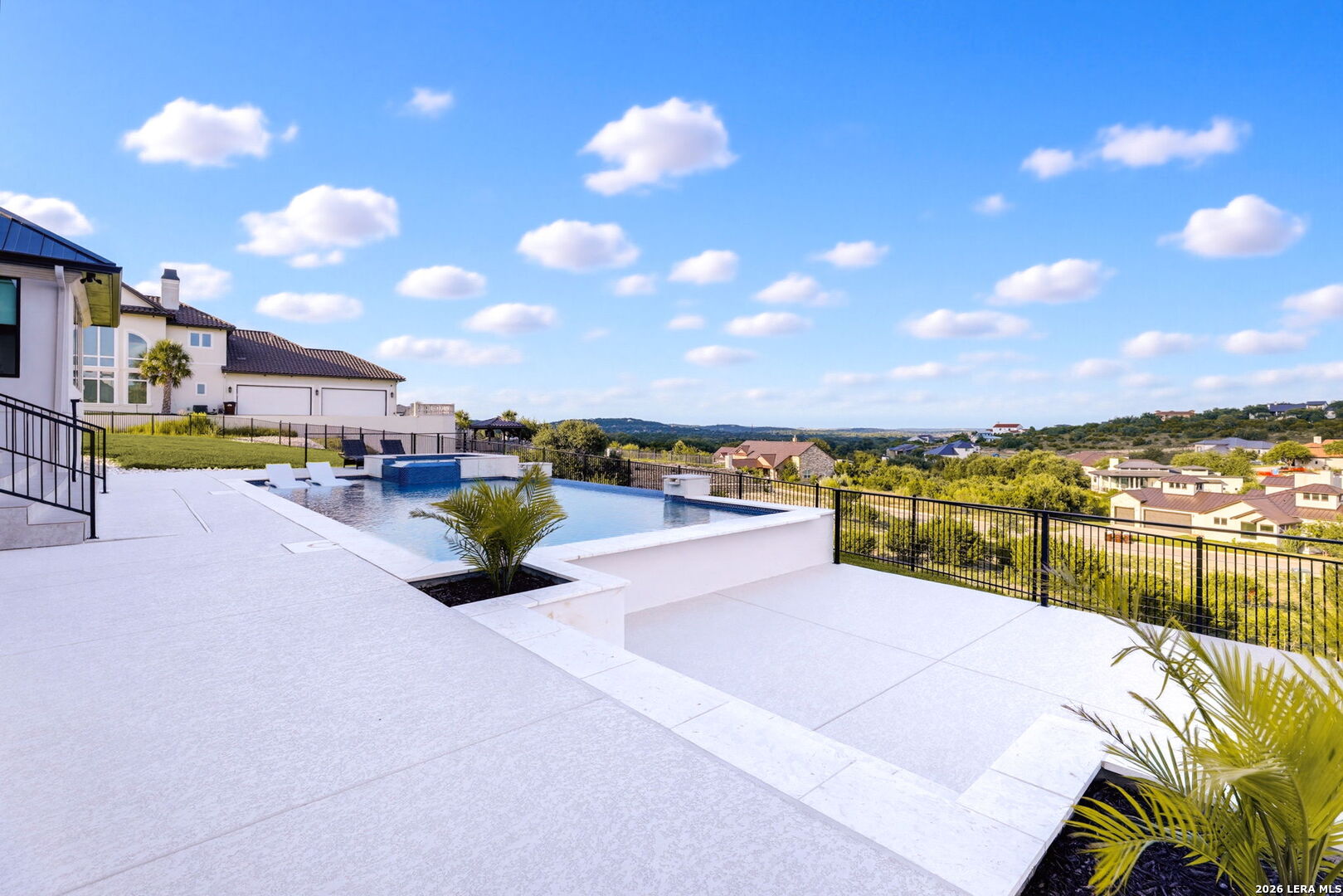 23706 High Garden San Antonio TX 78255