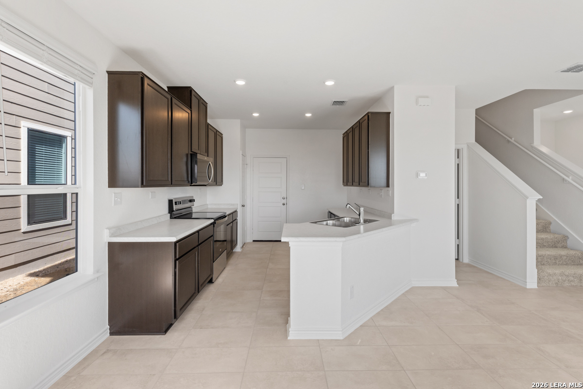 7551 Fishbowl Lane San Antonio TX 78253