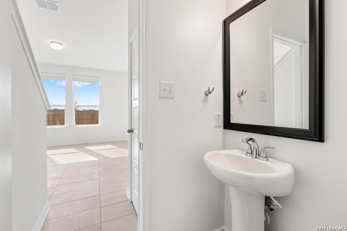 7551 Fishbowl Lane San Antonio TX 78253