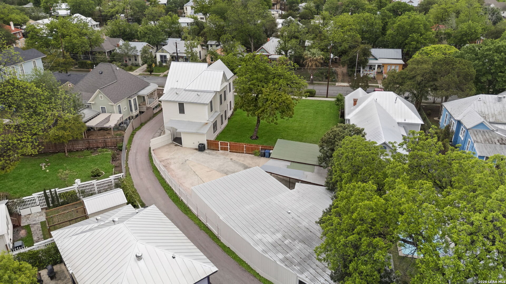 617 E Guenther Street San Antonio TX 78210