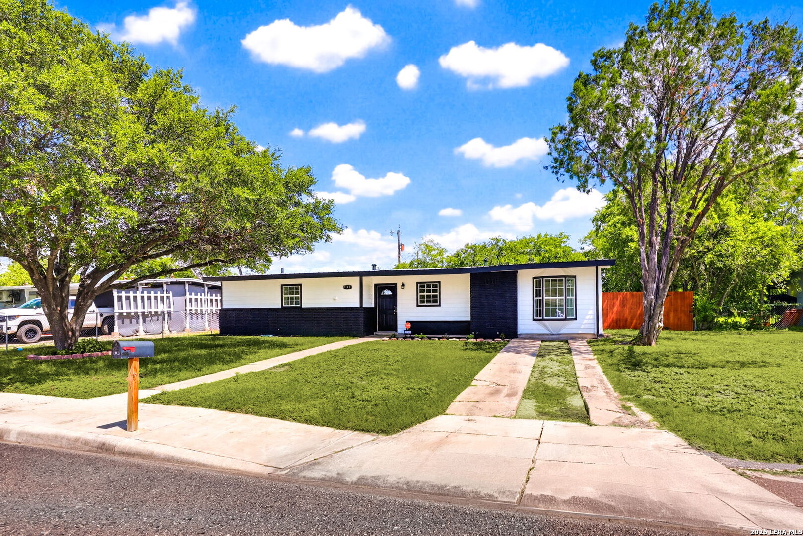 130 Chadwick Drive San Antonio TX 78227