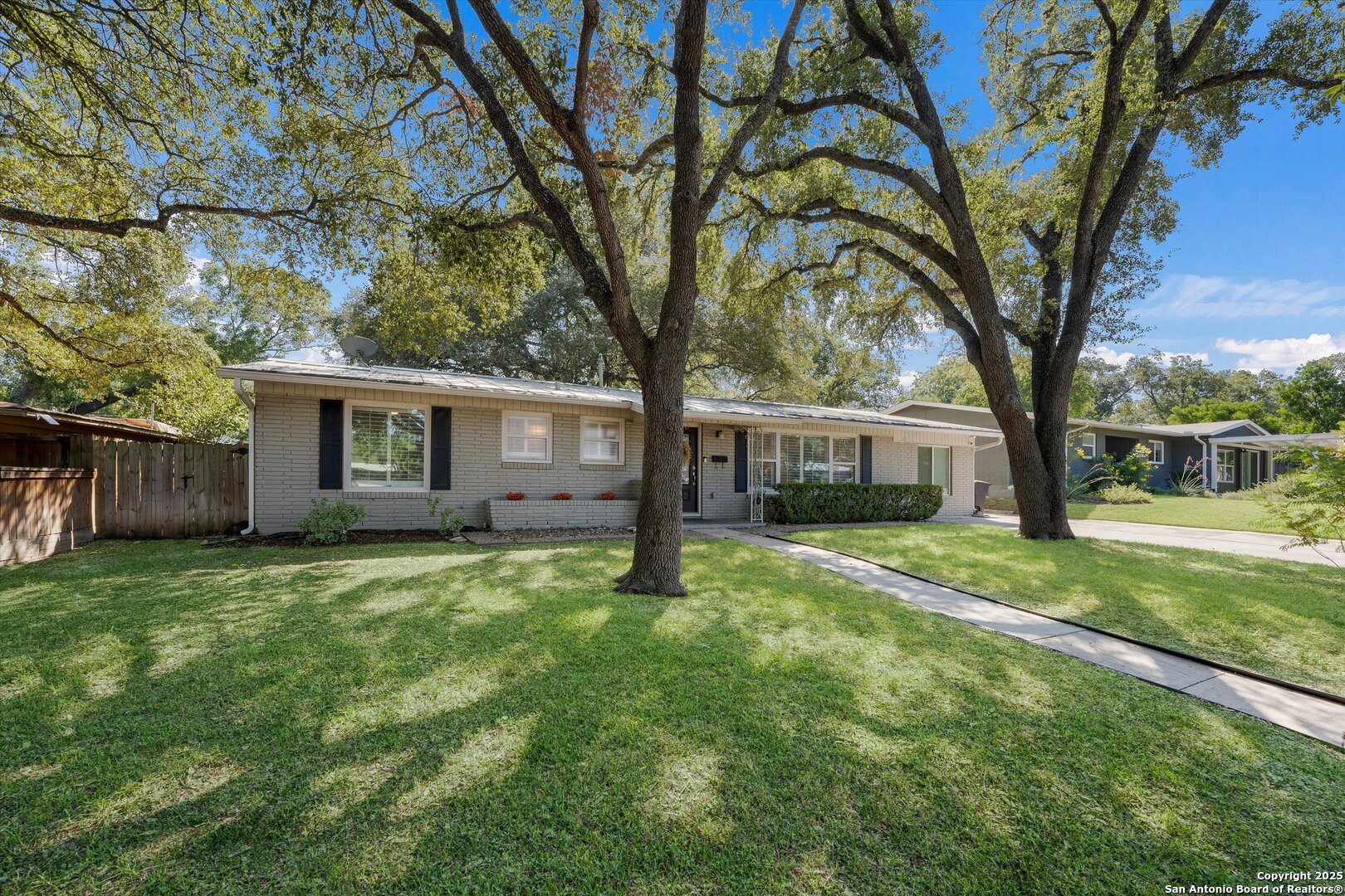 614 Larkwood Drive San Antonio TX 78209