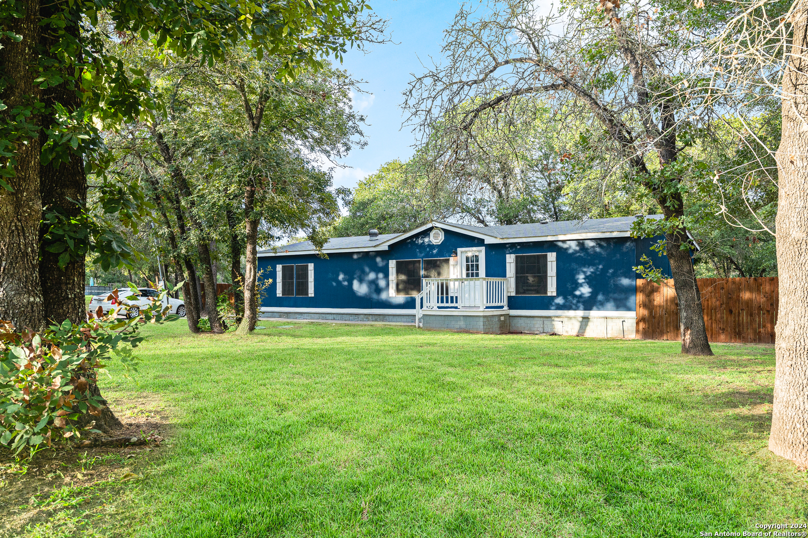 500 Savannah Ridge Von Ormy TX 78073