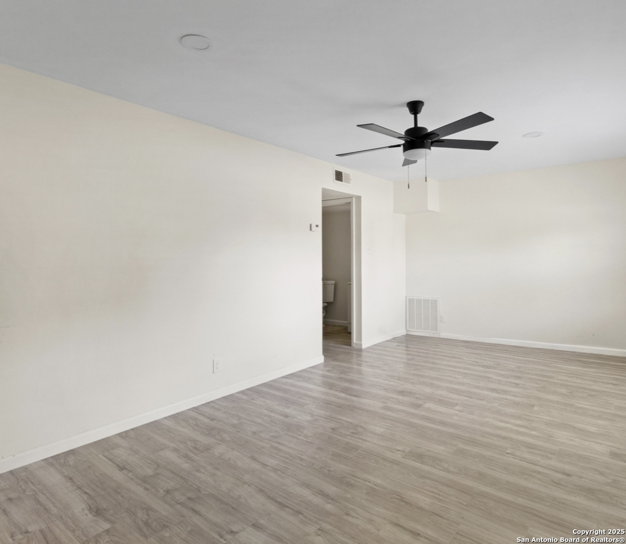 7810 Hobble San Antonio TX 78227