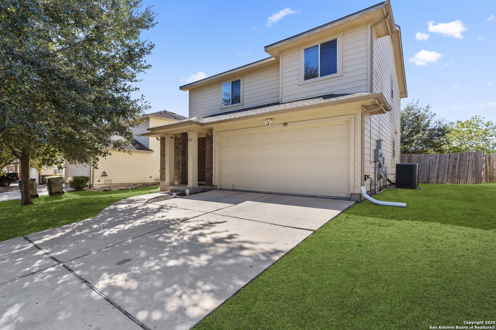 3917 Whisper Ridge Schertz TX 78108