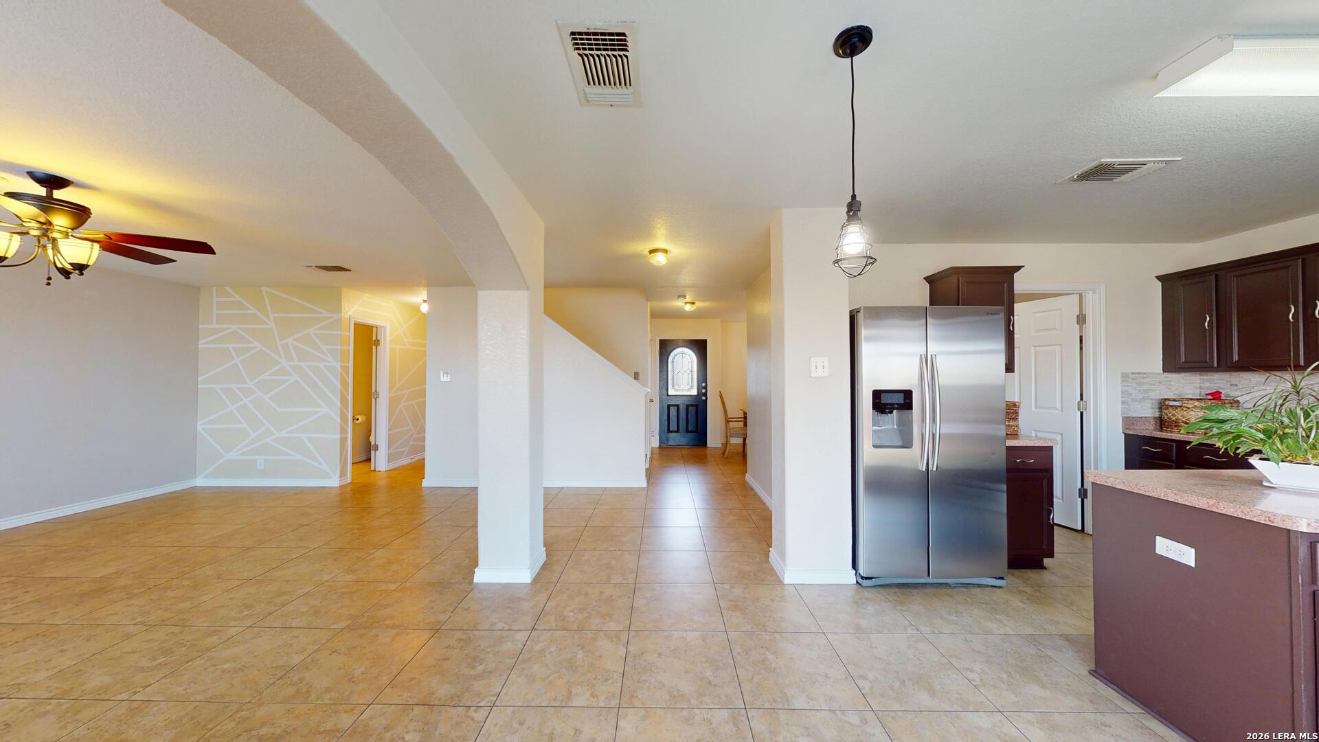 147 Woodstone Loop Cibolo TX 78108