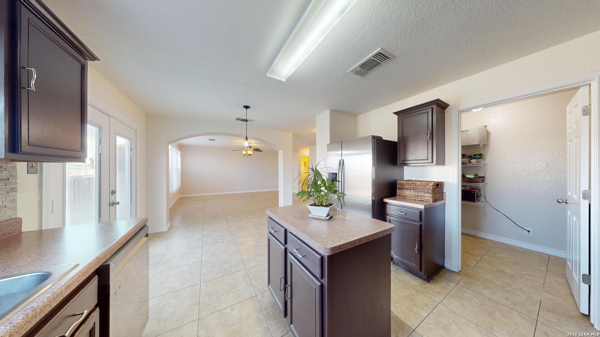 147 Woodstone Loop Cibolo TX 78108