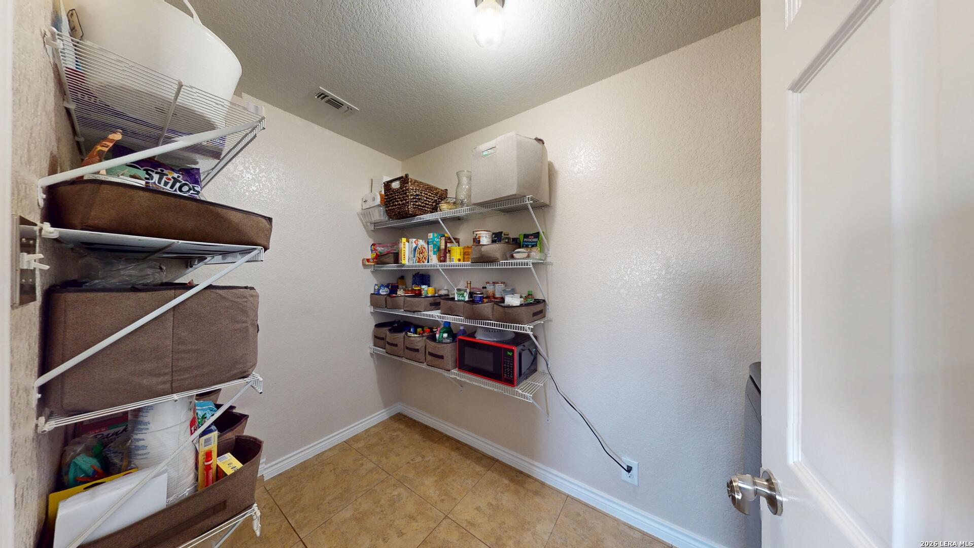 147 Woodstone Loop Cibolo TX 78108