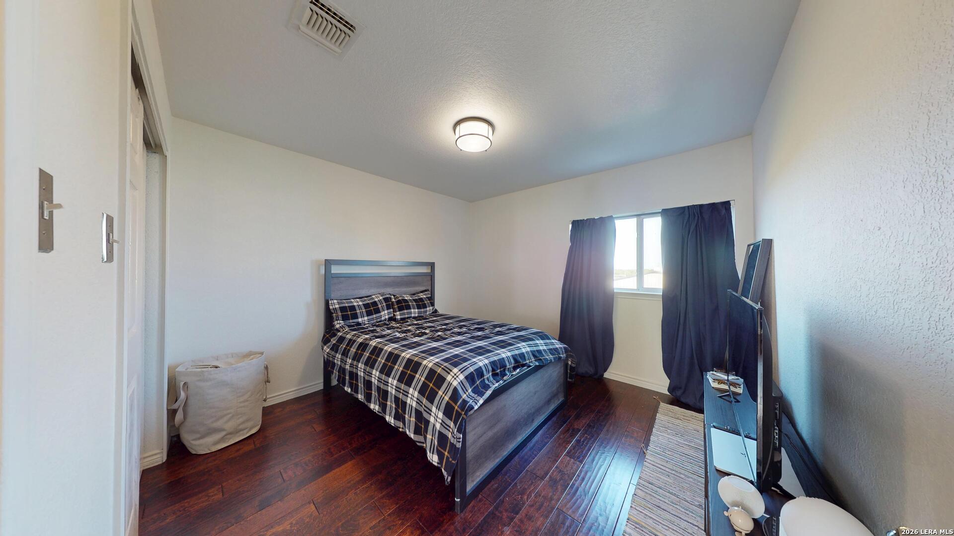 147 Woodstone Loop Cibolo TX 78108