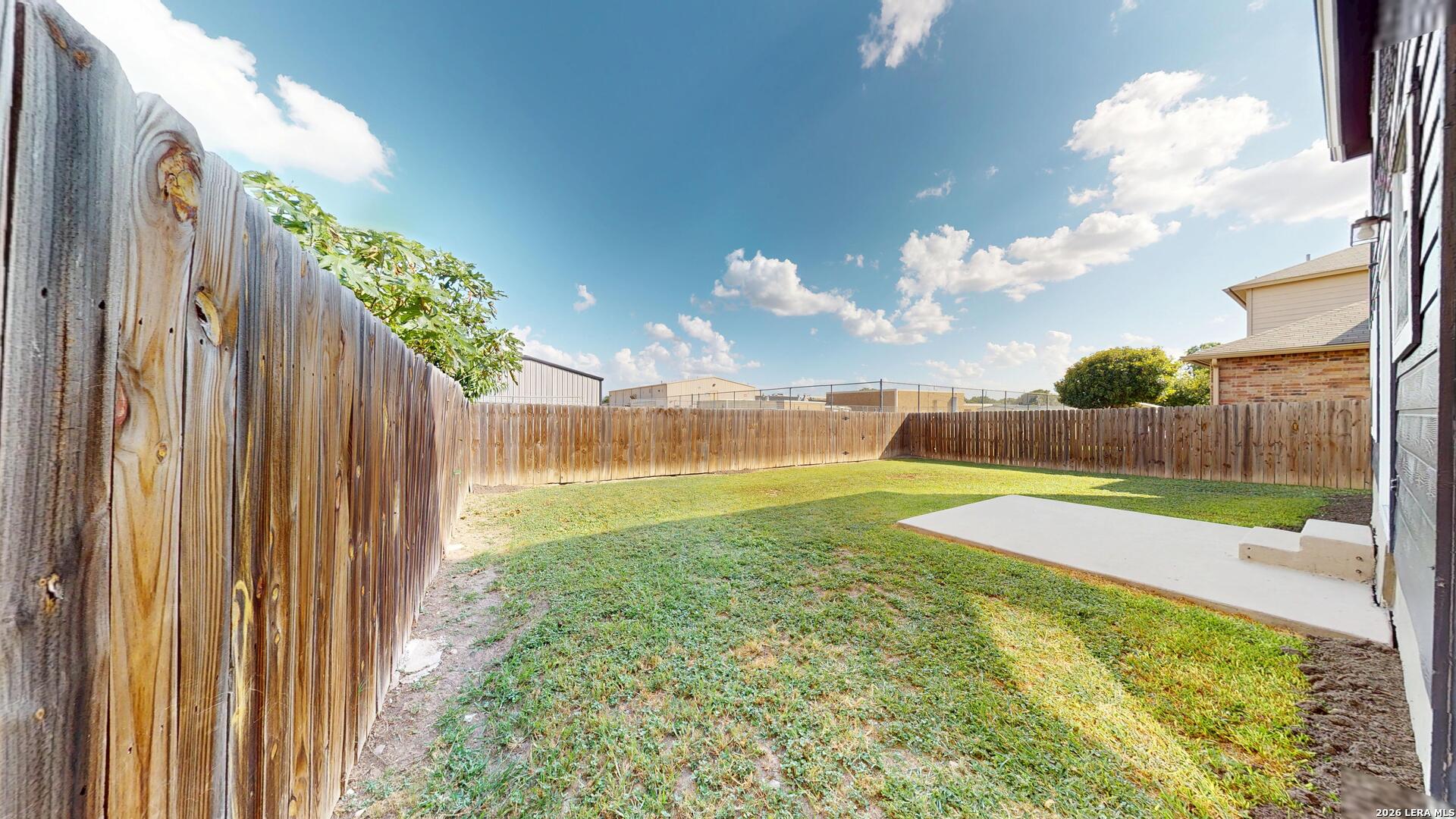 147 Woodstone Loop Cibolo TX 78108