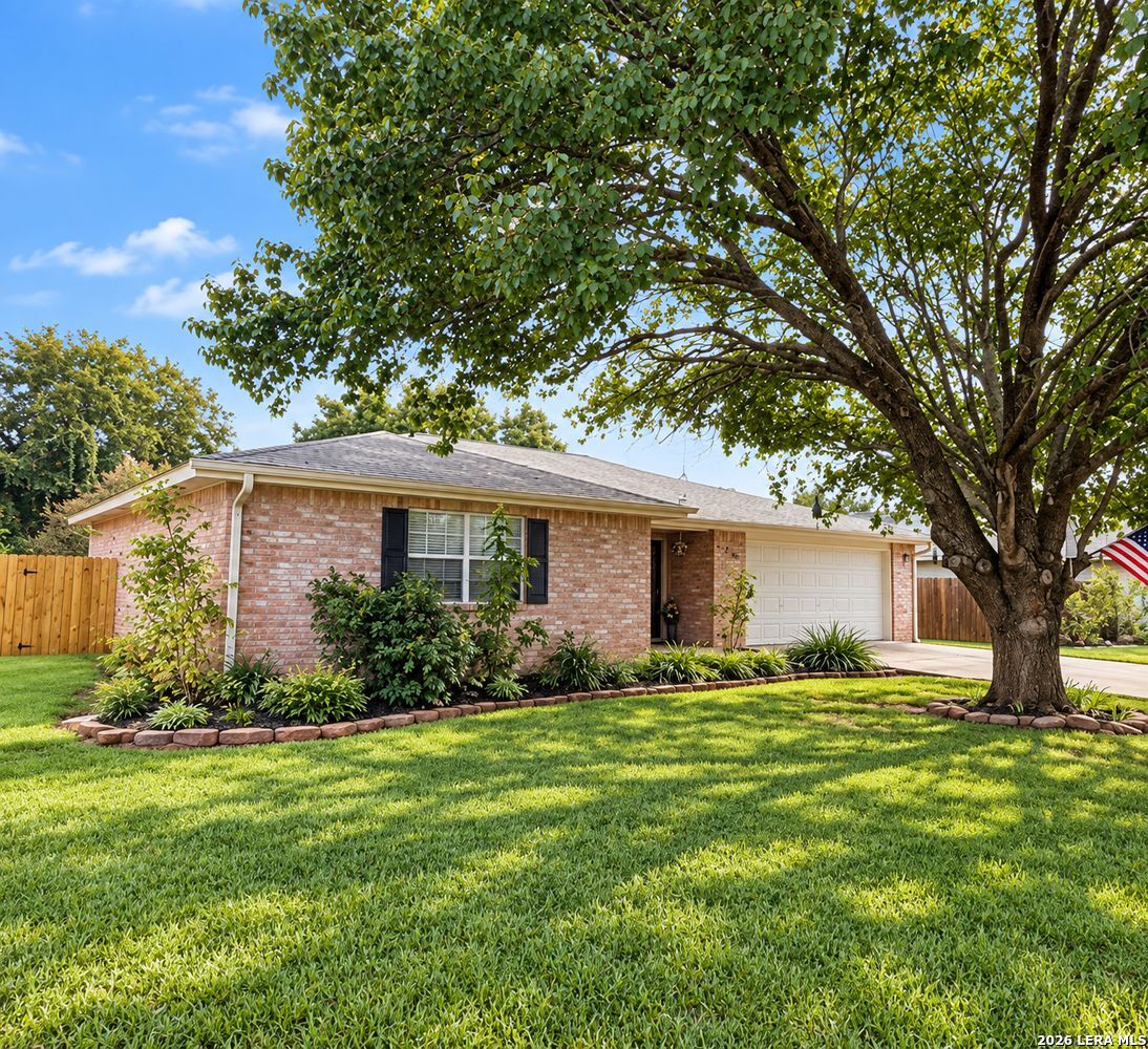 719 Dawn Lane Fredericksburg TX 78624