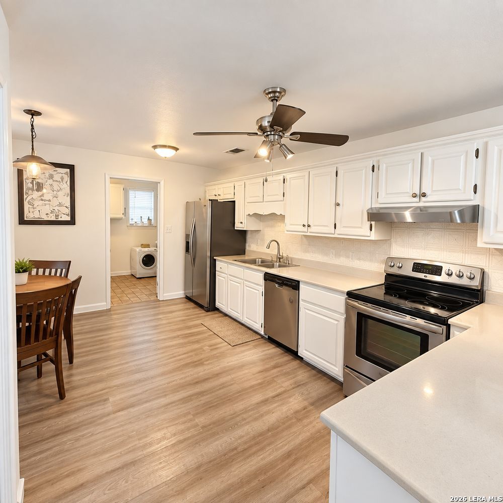 719 Dawn Lane Fredericksburg TX 78624