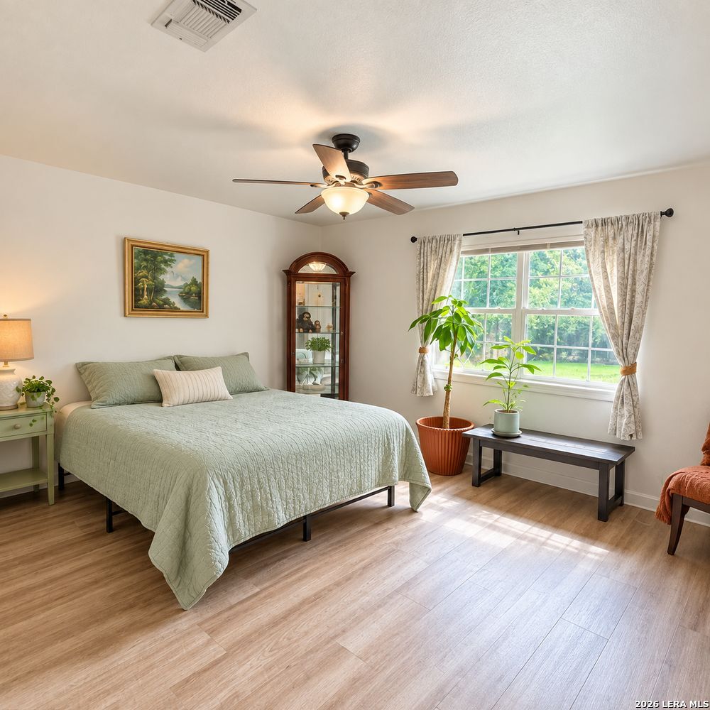 719 Dawn Lane Fredericksburg TX 78624