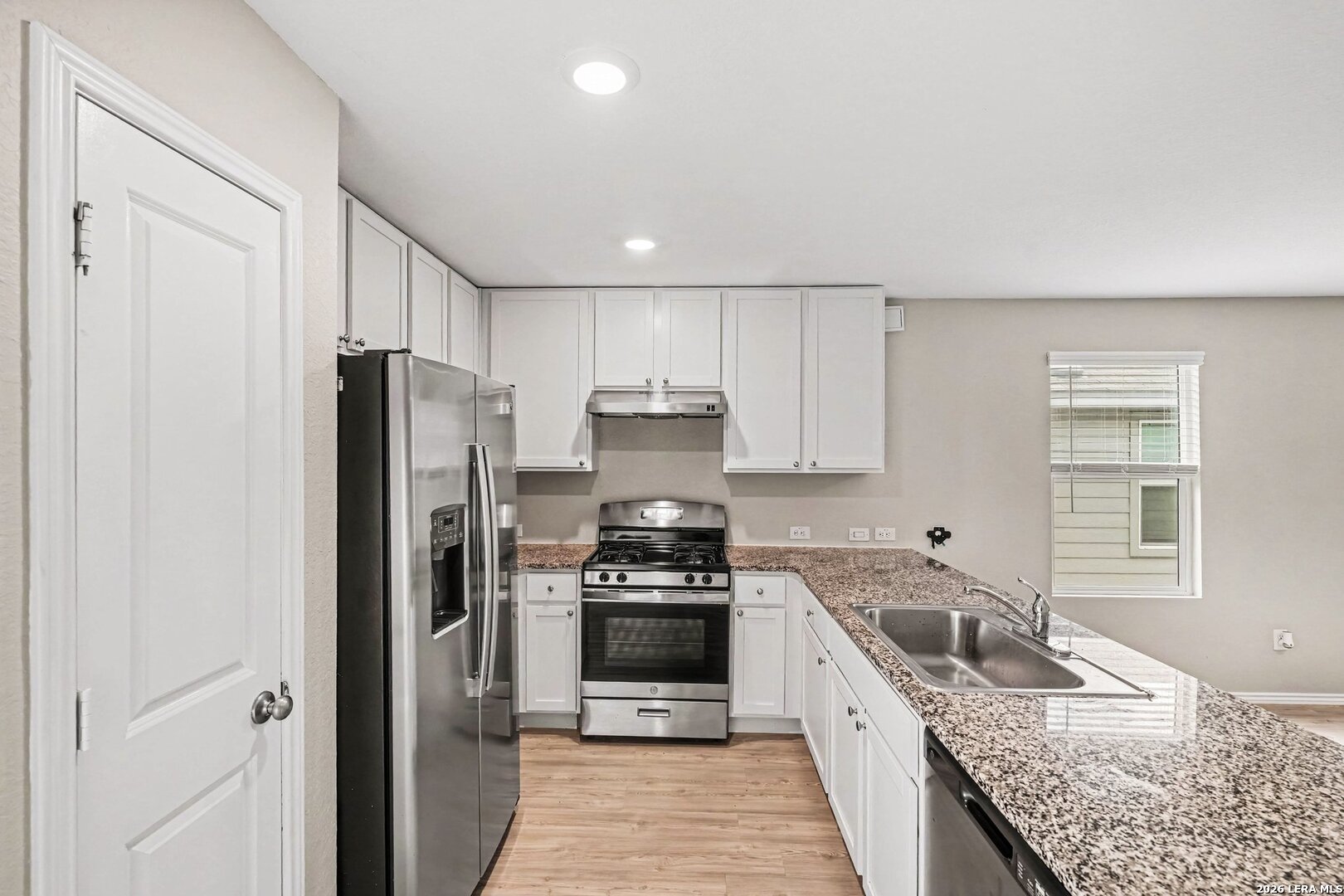 5454 Daphne Path San Antonio TX 78253