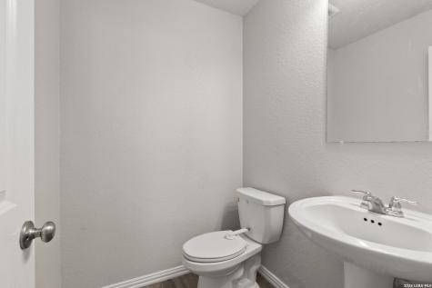5013 Blue Ivy Bulverde TX 78163