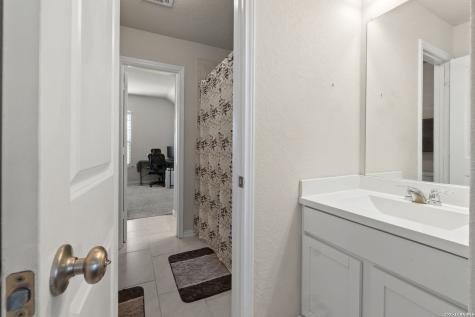 5013 Blue Ivy Bulverde TX 78163