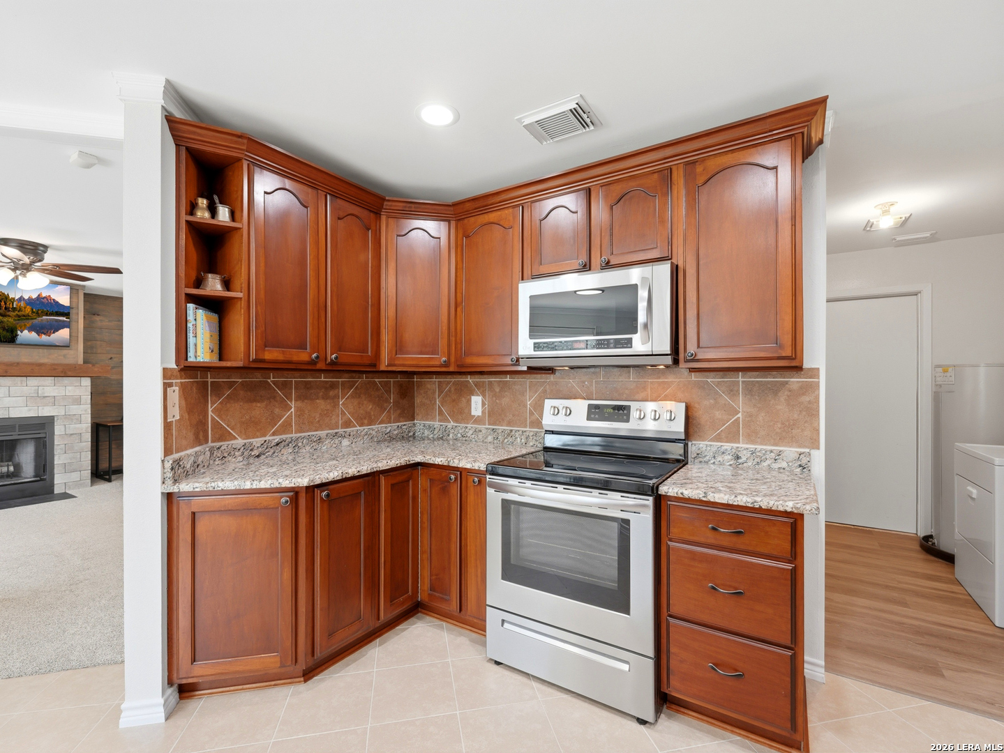 9911 Misty Plain Drive San Antonio TX 78245