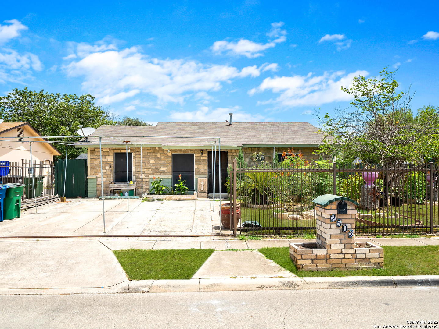 2503 Pollote Street San Antonio TX 78224