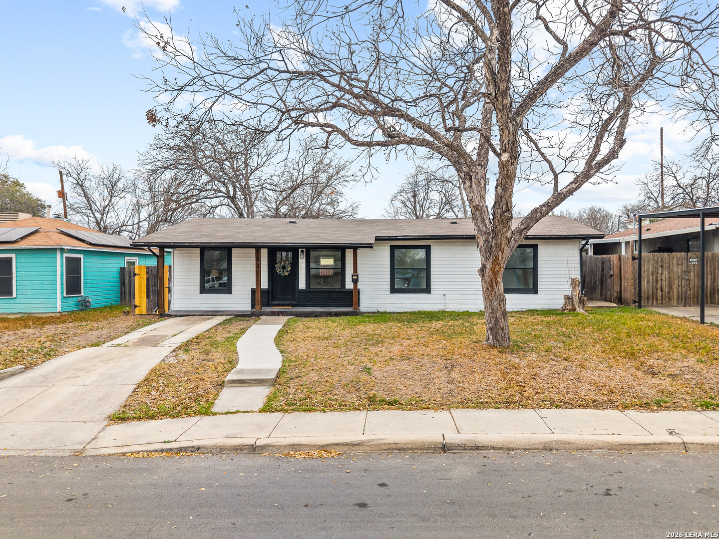 1031 W Thorain San Antonio TX 78201